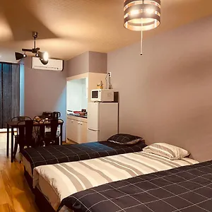 https://namba-shinbashi-10-mins-reiko-guest-house.hotels-osaka.net